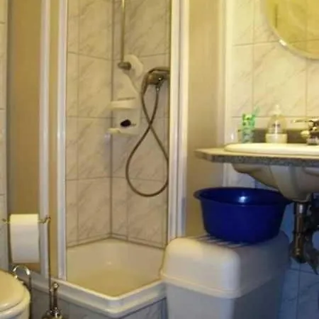 Lee 13 Schroeder M Gm 69819 *